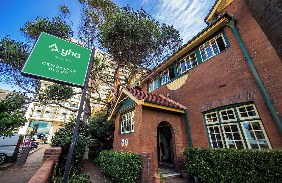 Yha Newcastle Beach-1